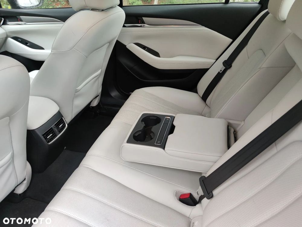 Mazda 6 - 18