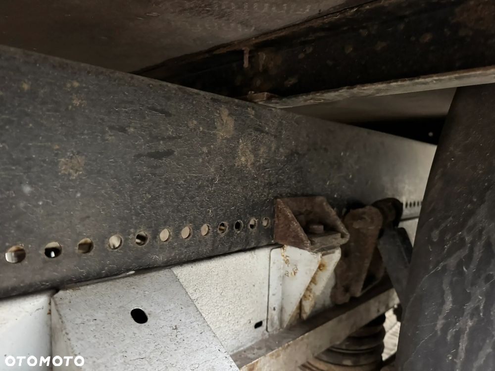 Nissan Interstar - 14