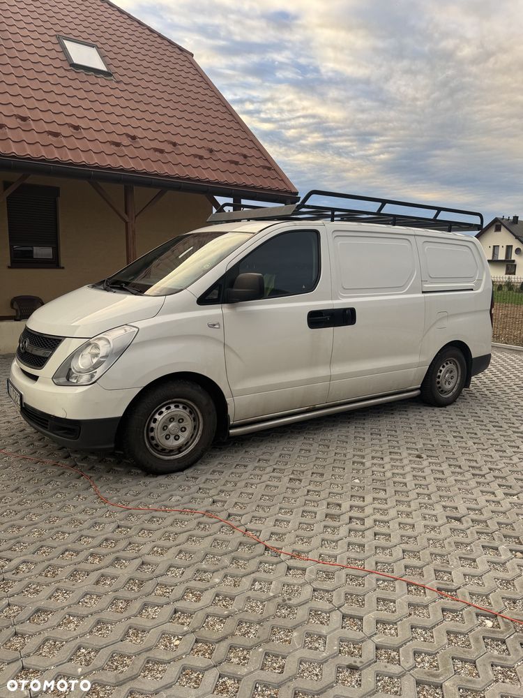 Hyundai H-1 - 2
