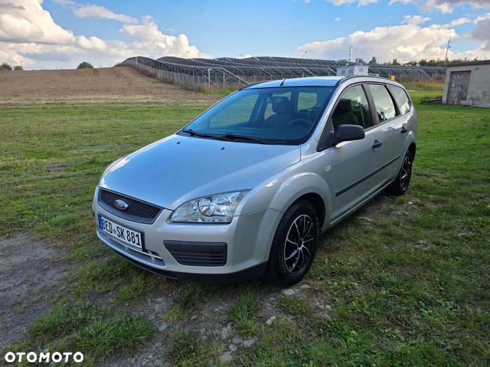 Ford Focus 1.6 16V Ambiente - 23
