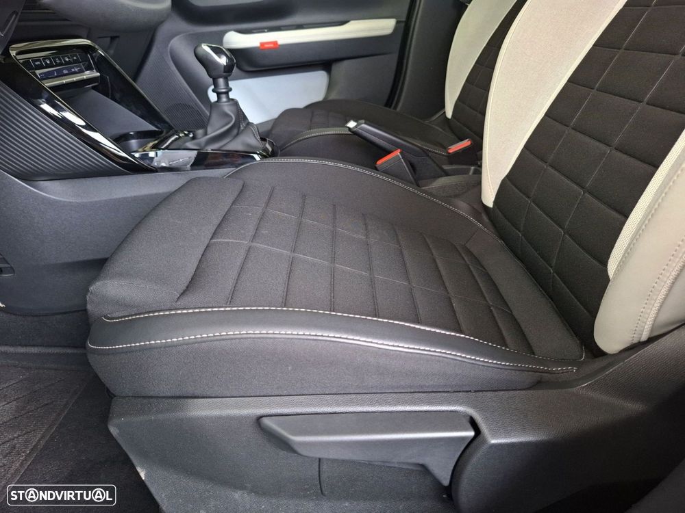 Citroën C3 1.2 Turbo Max — fotografia 27