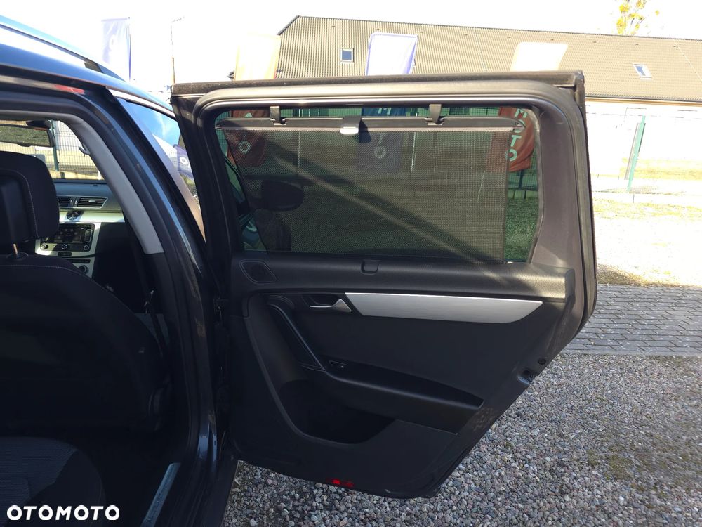Volkswagen Passat Alltrack - 13