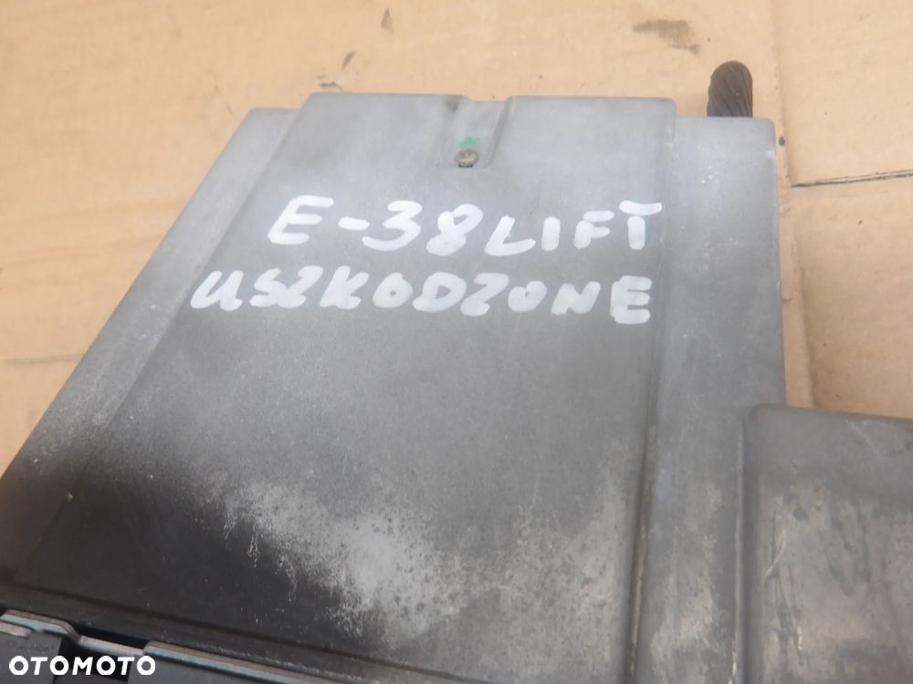 BMW E38 LIFT RADIO USZKODZONE 65528374914B - 2