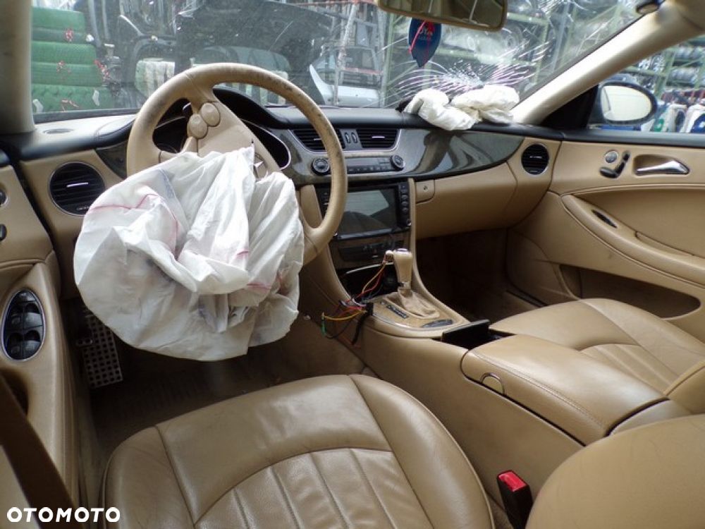 Części- Mercedes CLS C219 3.0 CDI 224 KM 06R - 5