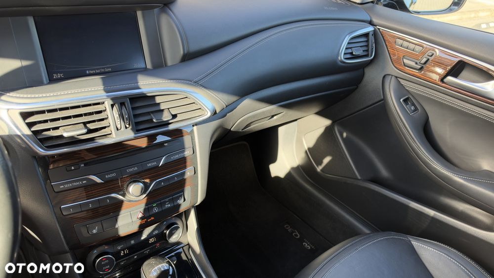 Infiniti Q30 1.5d Premium Tech - 19