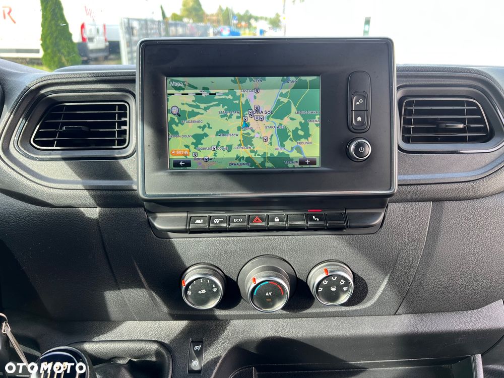 Renault Master L3H2 2.3 DCI 150KM 2019r - 29