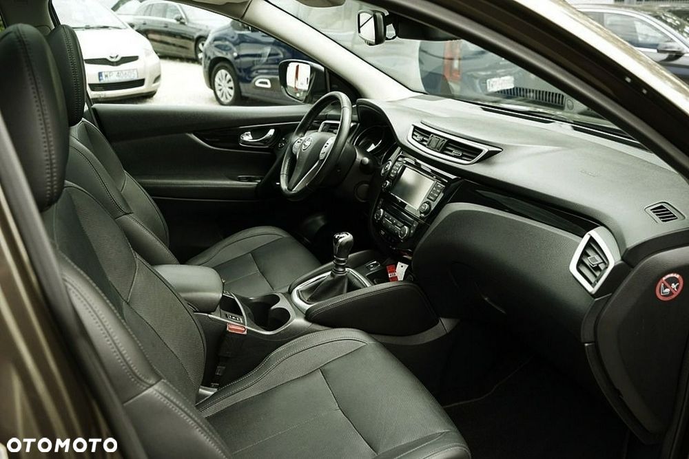 Nissan Qashqai - 16