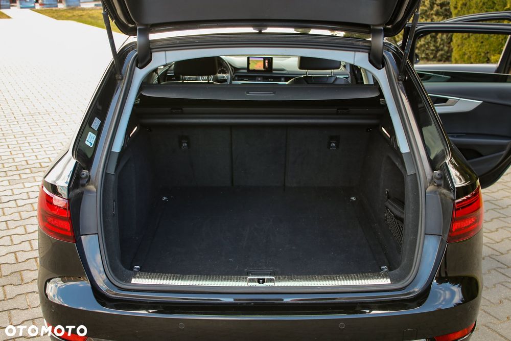 Audi A4 Avant 2.0 TDI S tronic - 23