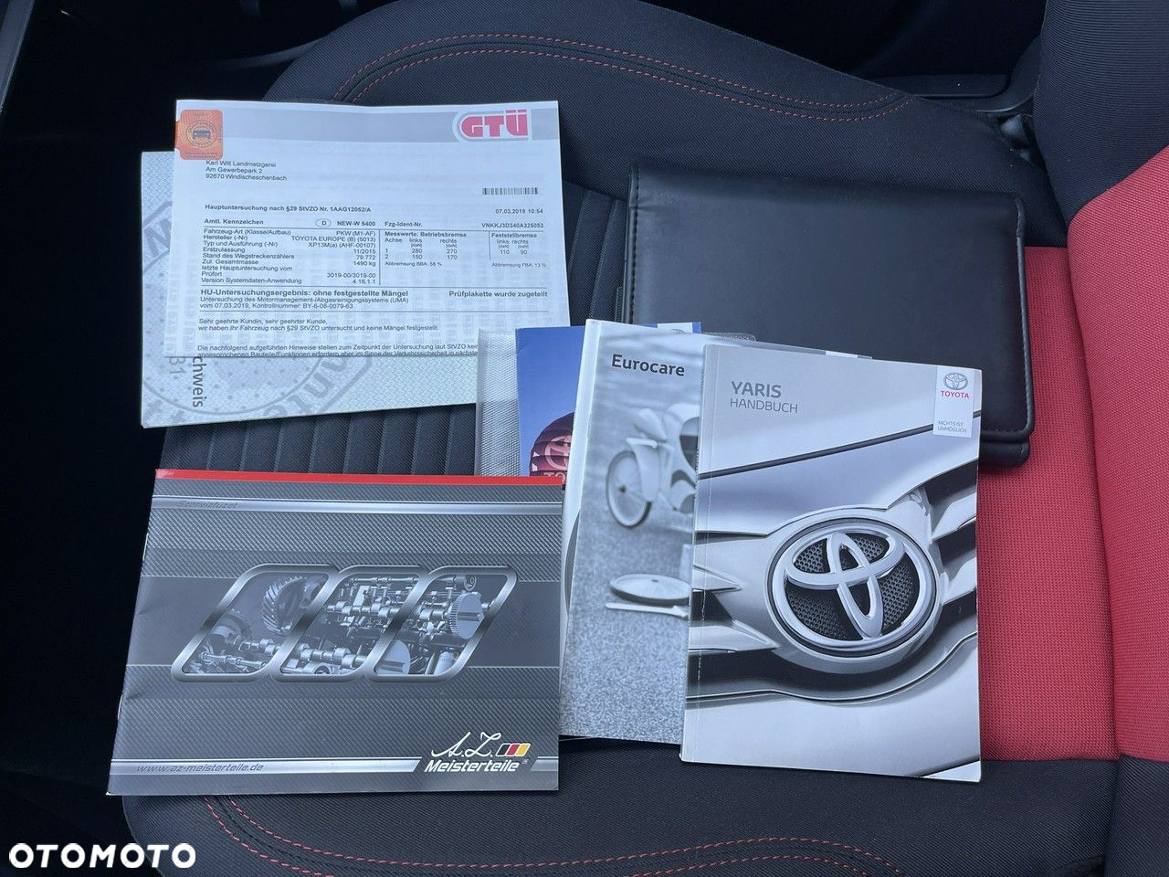 Toyota Yaris - 40