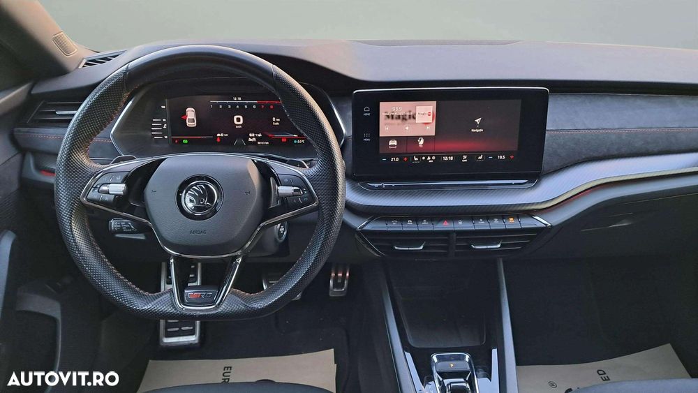 Skoda Octavia 2.0 245 TSI DSG RS - 5