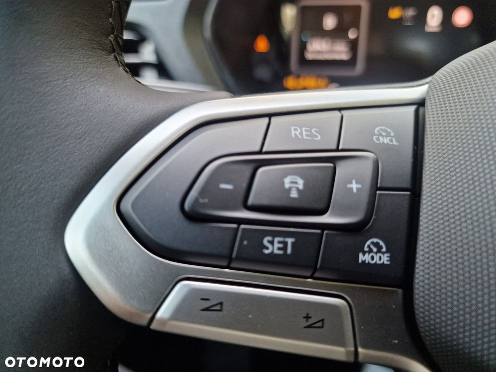 Volkswagen Caddy 2.0 TDI DSG - 20