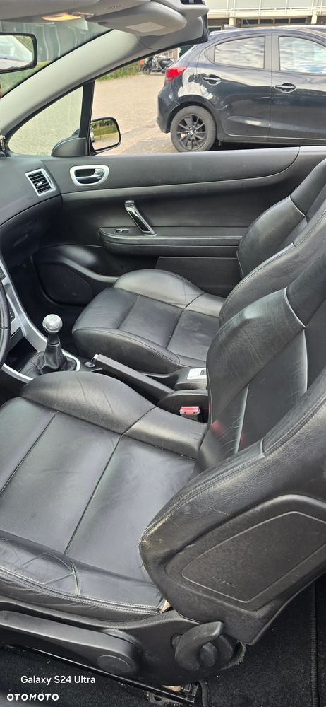 Peugeot 307 CC 1.6 Intense - 32