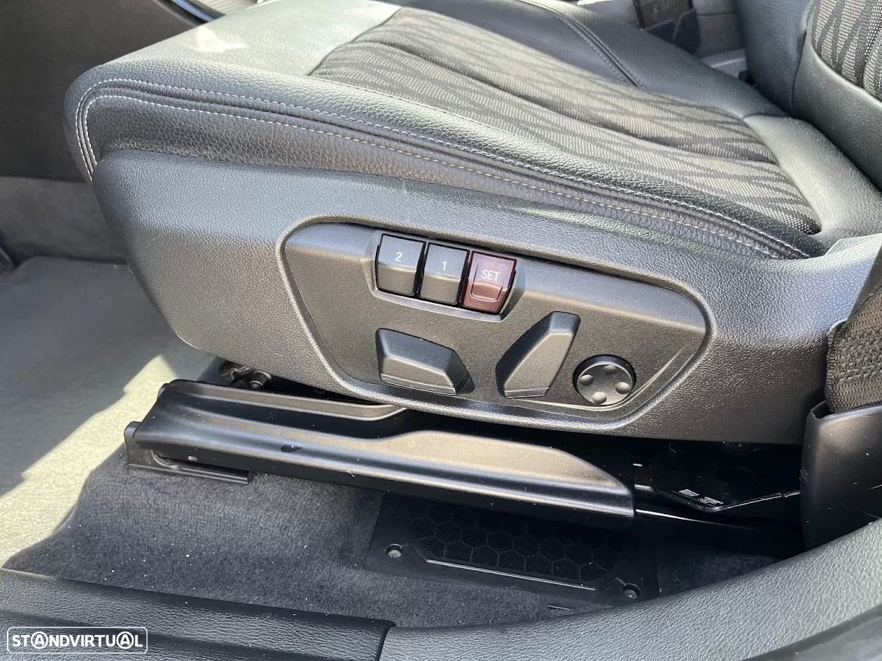 BMW X1 16 d sDrive Auto - 34