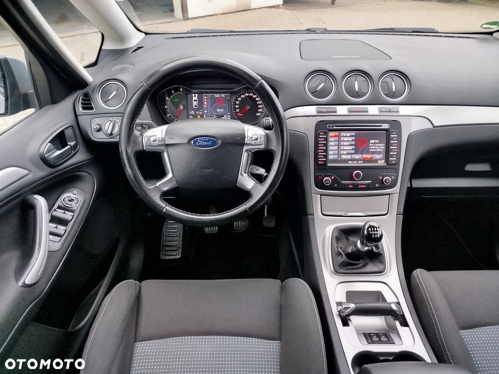 Ford S-Max 2011