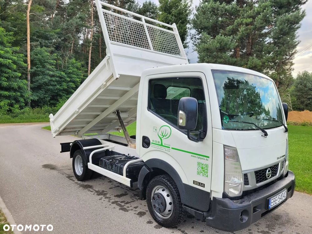 Nissan CABSTAR - 4