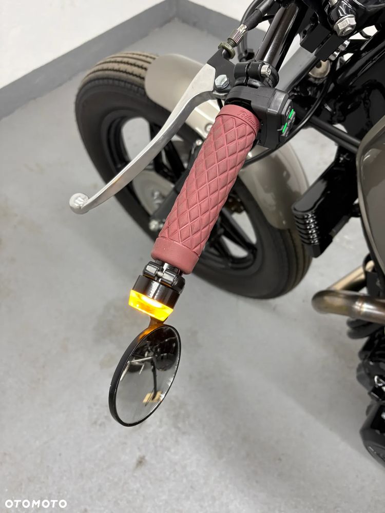 Honda CB - 22
