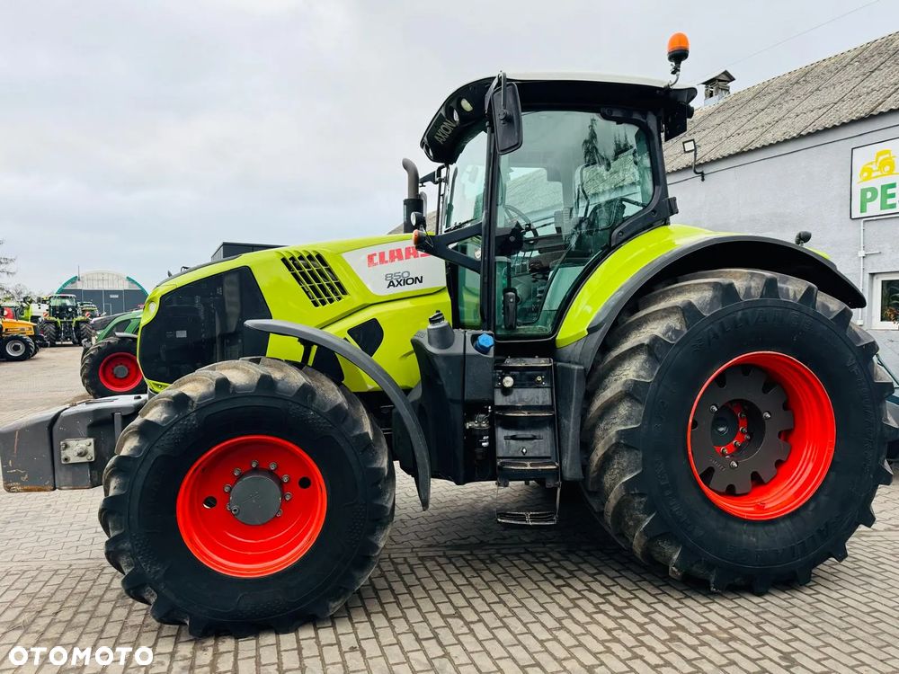 Claas Axion 850 - 2
