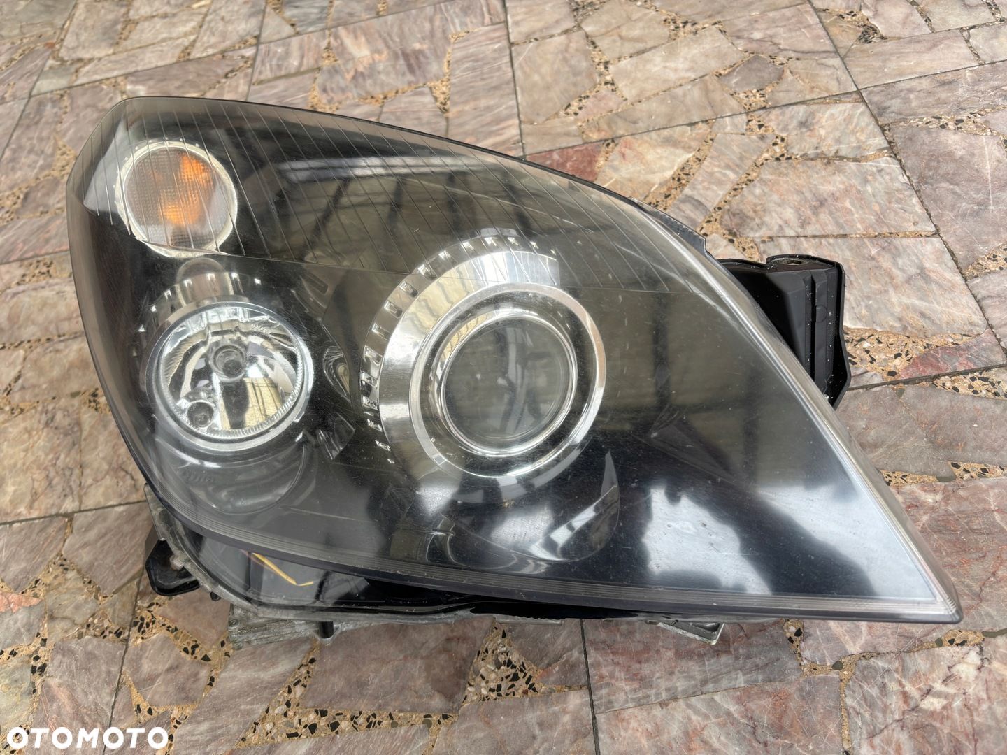 OPEL ASTRA III H LAMPA PRZÓD PRAWA PRZEDNIA EUROPA XENON KOMPLETNA HELLA - 1