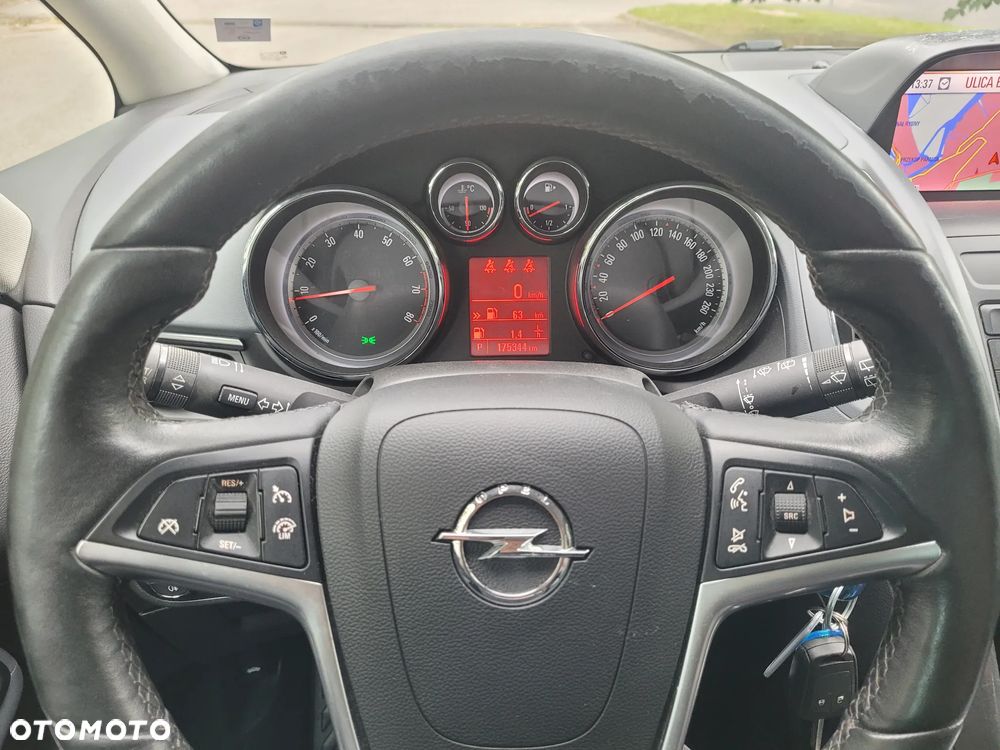 Opel Zafira - 15