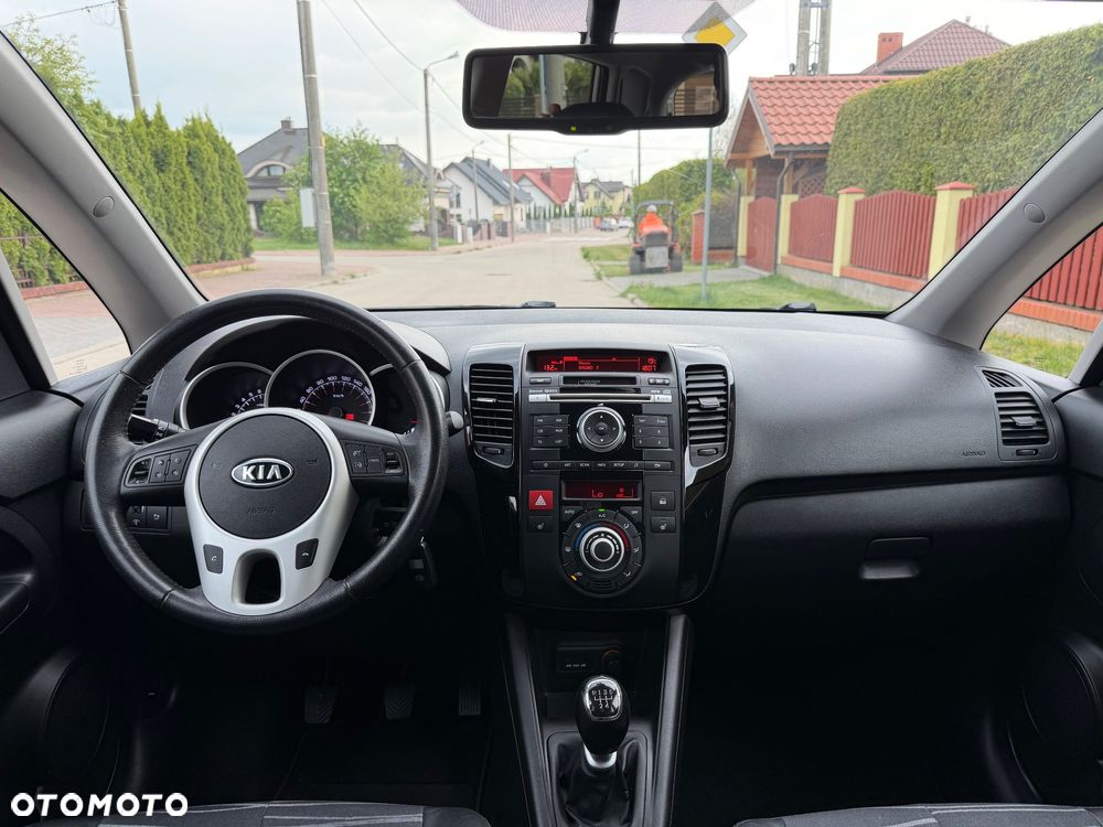 Kia Venga 1.6 CVVT Titanium Collection - 27