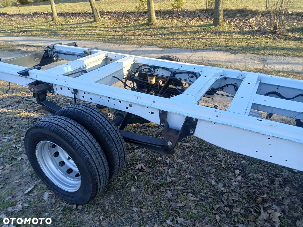 Ford Transit 460M - 6