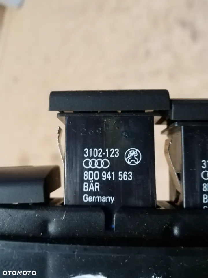 Włącznik przełącznik świateł przeciwmgielnych Audi A4 B5 8D0941535 8D0941563 - 4