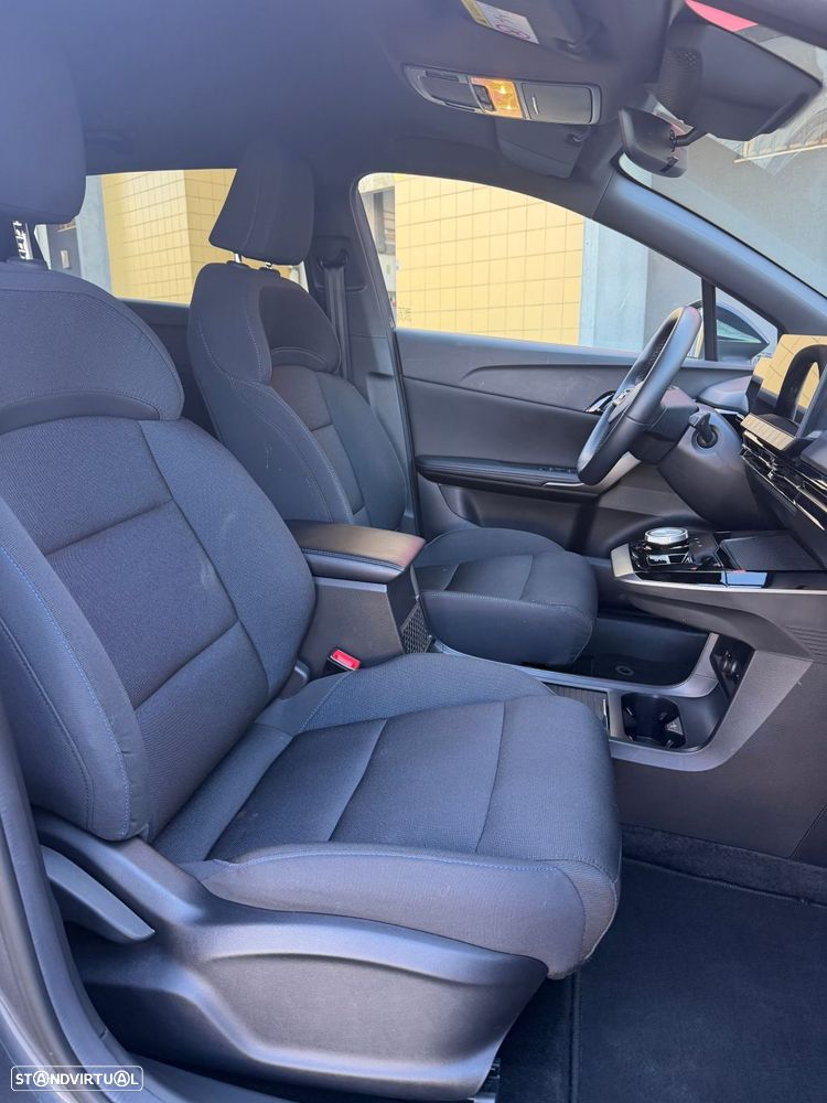 MG MG4 64 kWh Luxury - 21