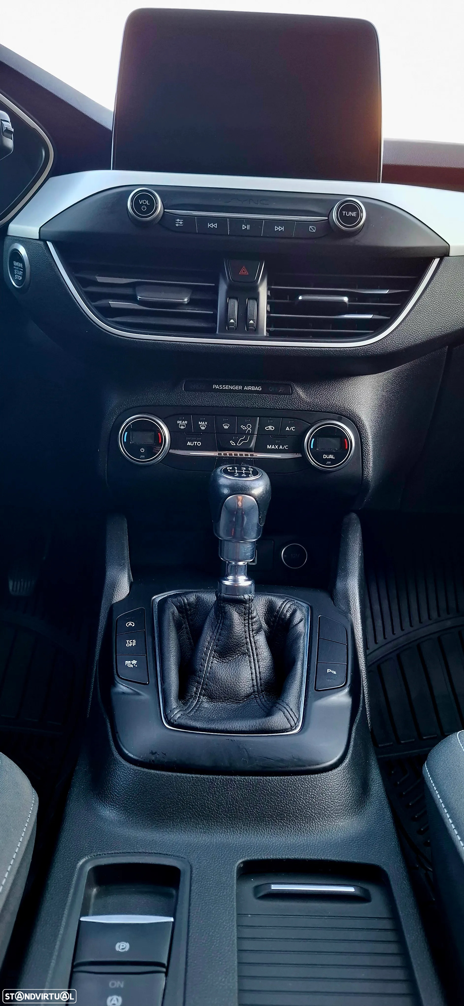 Ford Focus 1.5 TDCi EcoBlue Business - 11