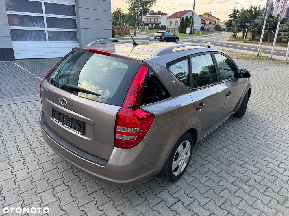 Kia Ceed Cee'd 1.4 Comfort - 10