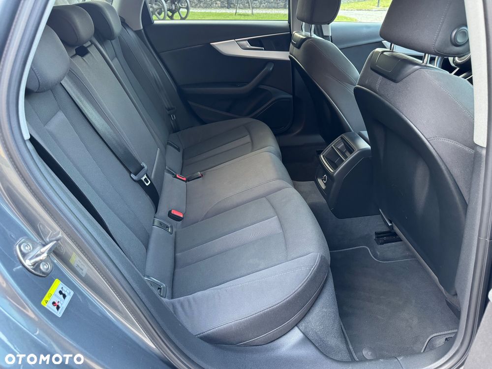 Audi A4 Avant 2.0 TDI S tronic - 21