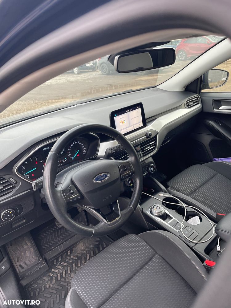 Ford Focus 1.0 EcoBoost Trend - 6