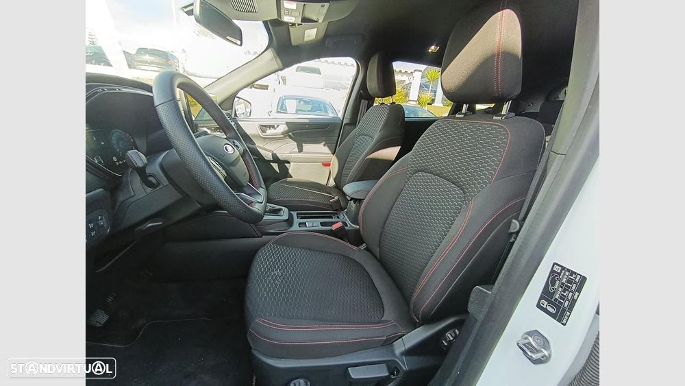 Ford Kuga 1.5 EcoBoost ST-Line - 11