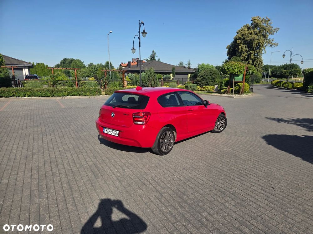 BMW Seria 1 116d - 17