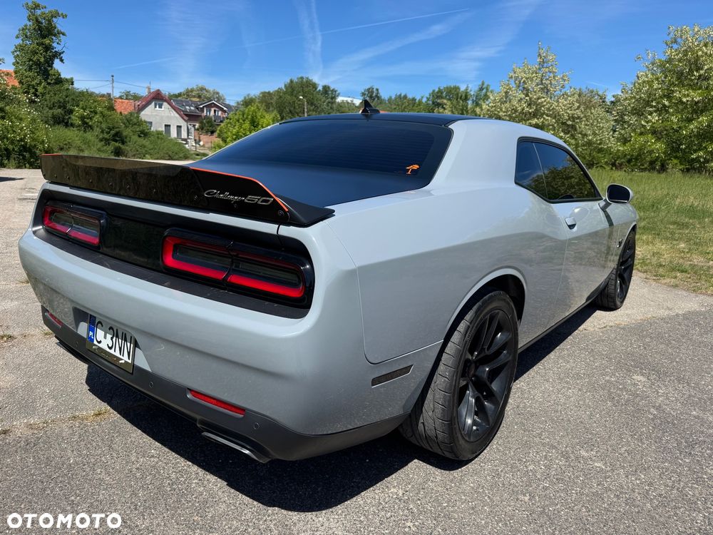 Dodge Challenger 5.7 R/T - 3