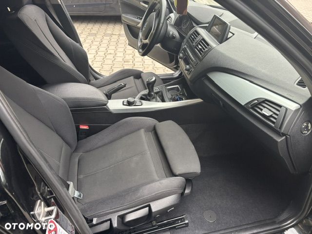 BMW Seria 1 118i Sport Line - 11