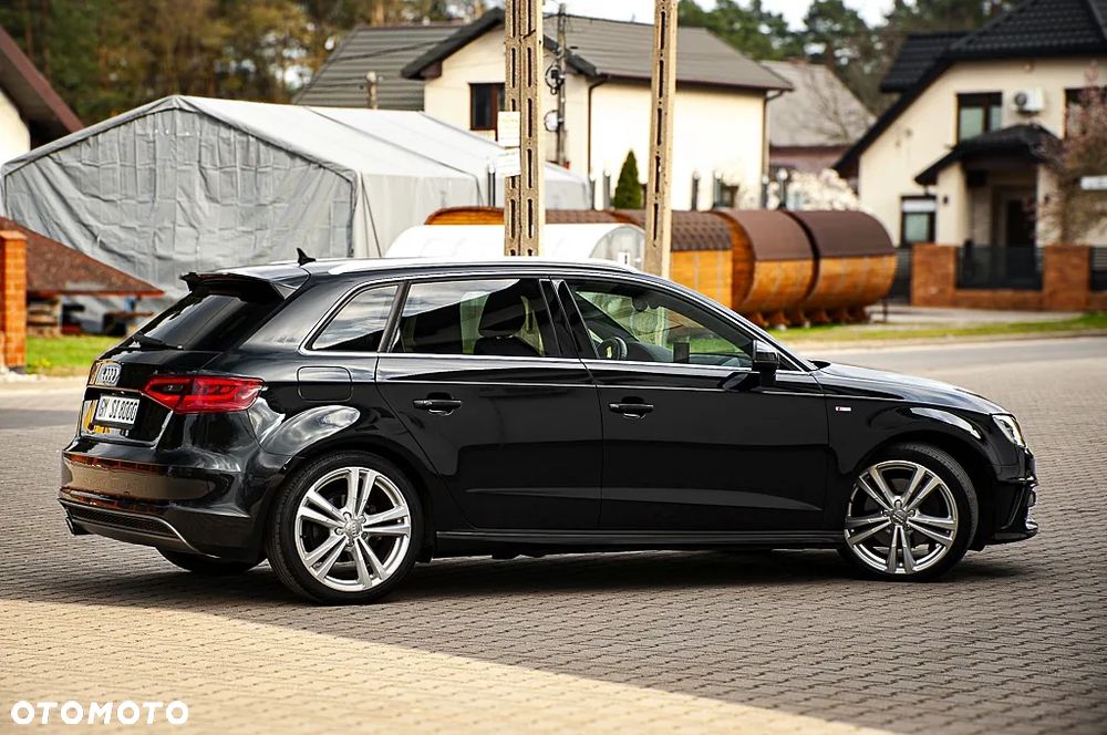 Audi A3 Sportback 2.0 TDI (clean diesel) quattro S tronic S line Sportpaket - 10