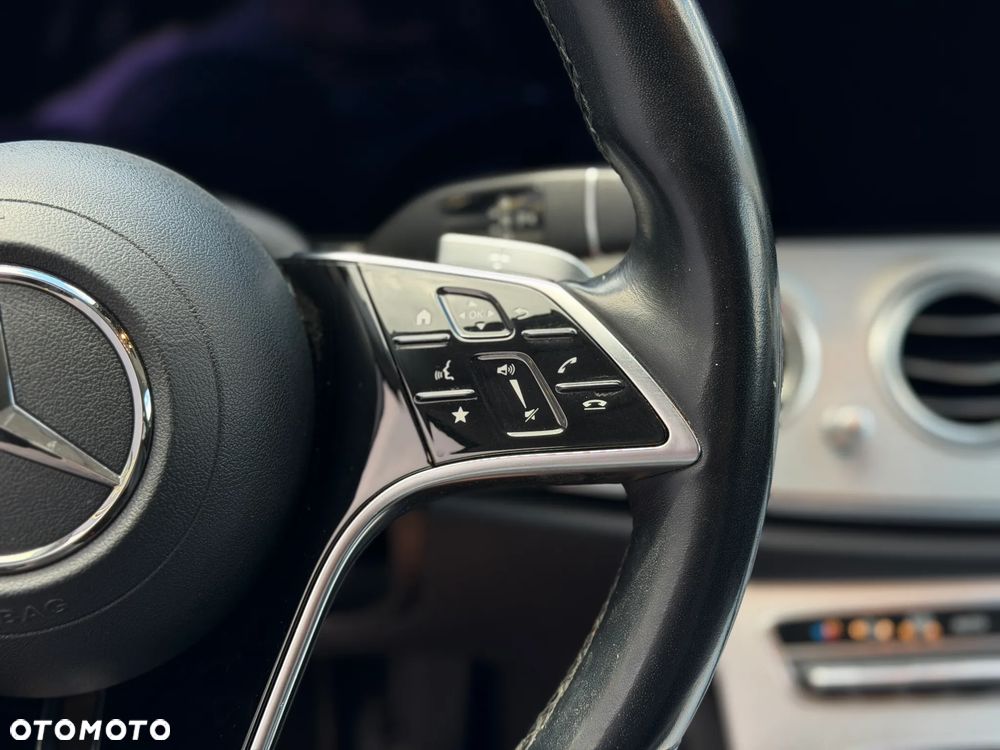Mercedes-Benz Klasa E 300 de Avantgarde - 18