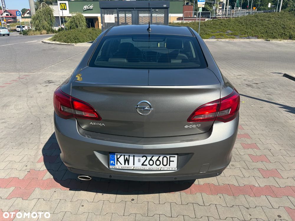 Opel Astra 1.4 T EU6 - 5