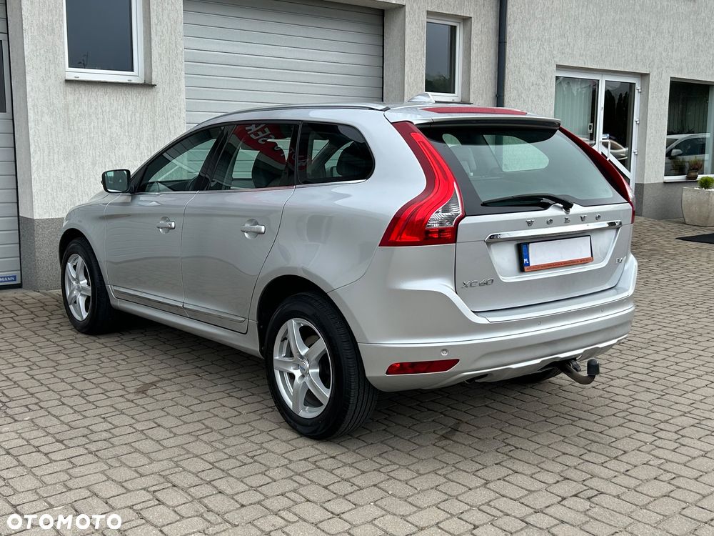 Volvo XC 60 - 4