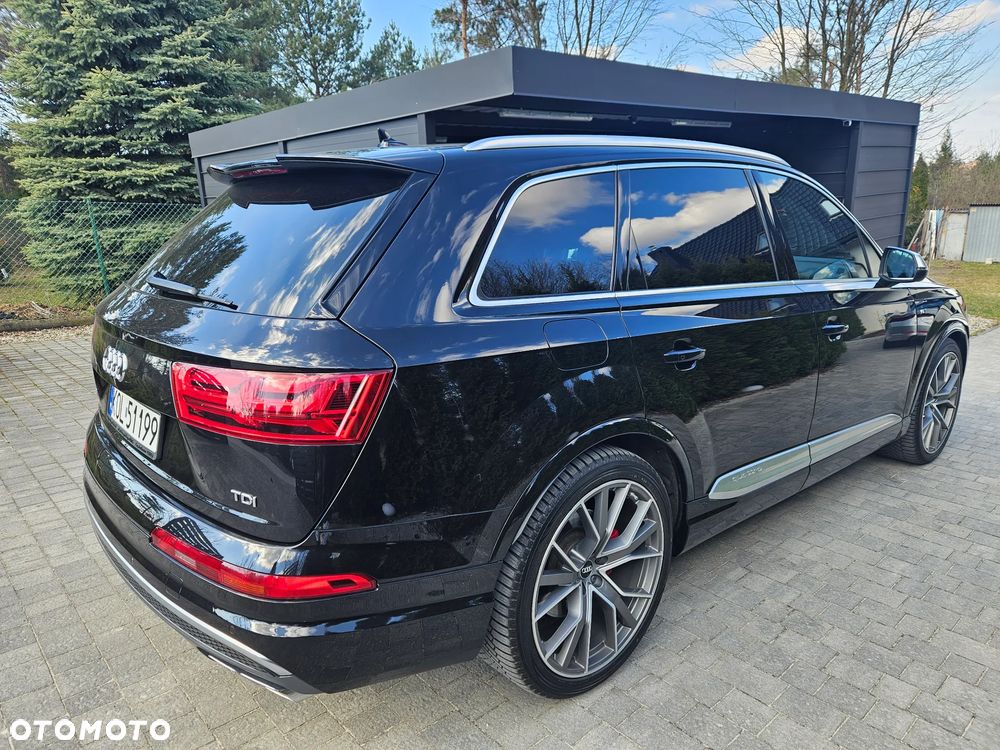 Audi SQ7 - 25