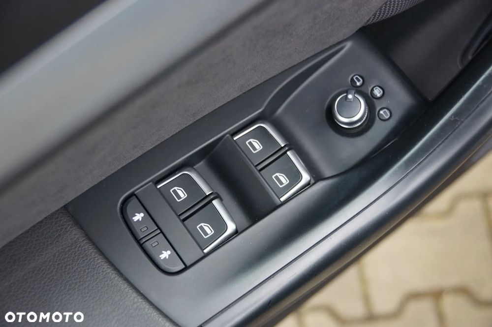 Audi Q3 2.0 TDI Quattro S tronic sport - 24