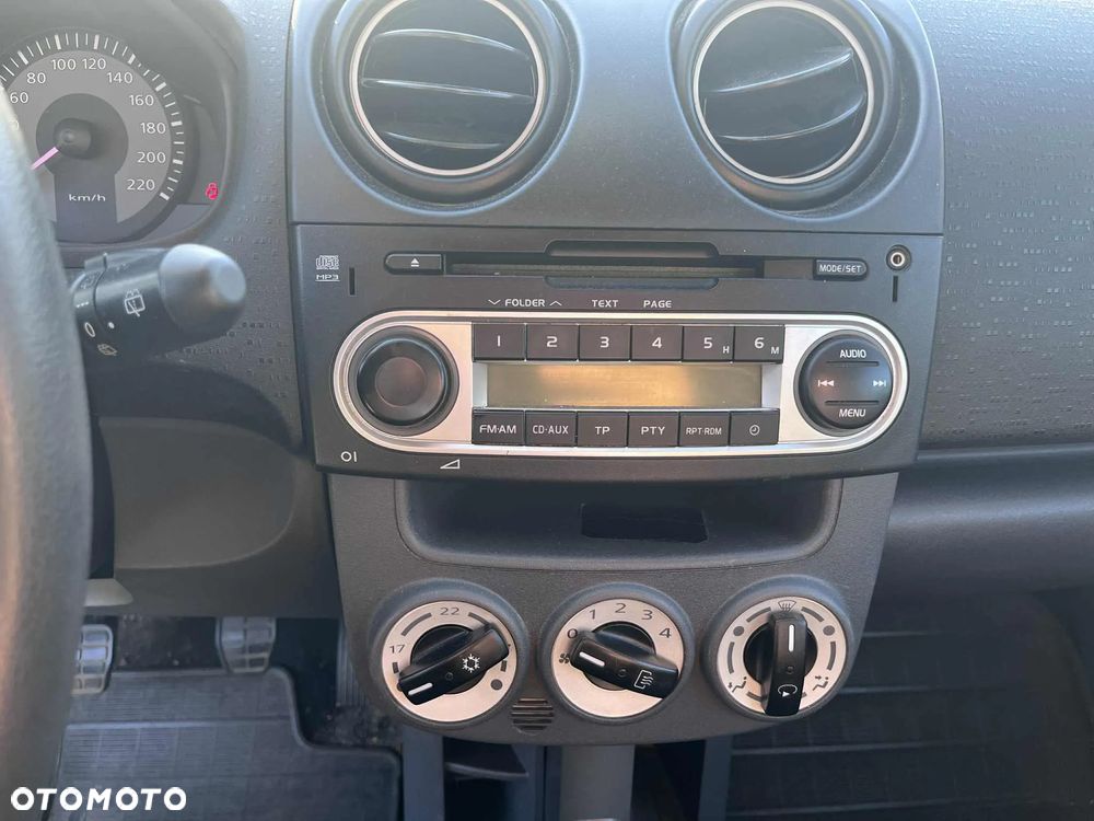 Mitsubishi Colt - 14