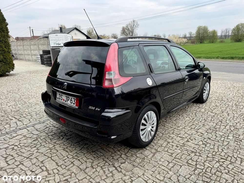 Peugeot 206 110 JBL - 5