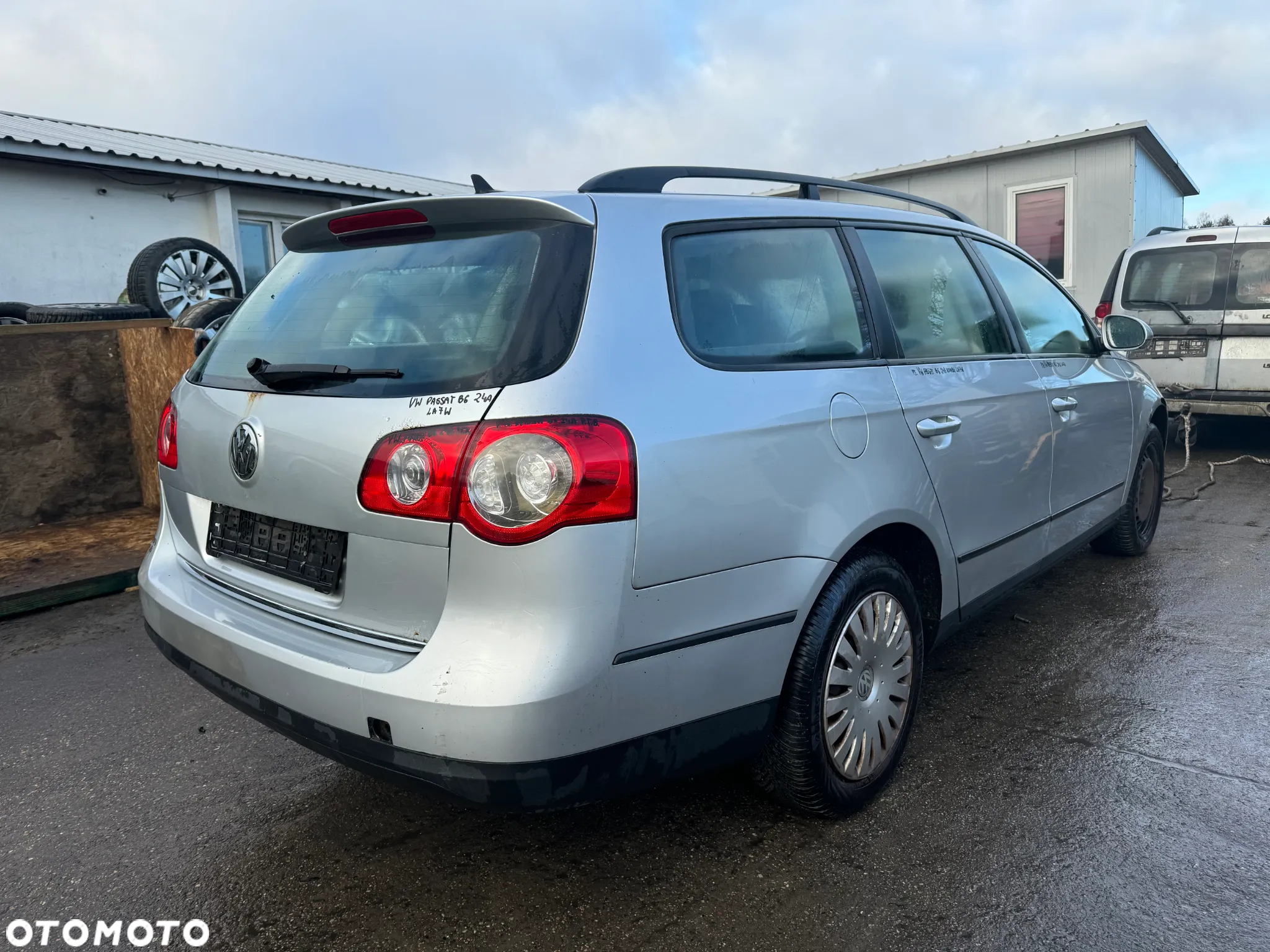 VW PASSAT B6 ZDERZAK TYŁ TYLNY LA7W KOMBI - 18
