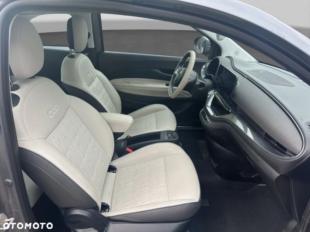 Fiat 500 42 kWh La Prima - 11