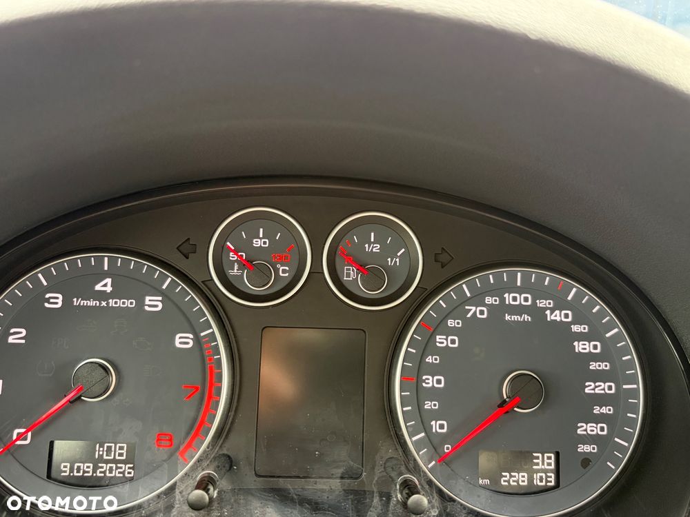 Audi A3 Sportback 1.4 TFSI Ambiente - 7