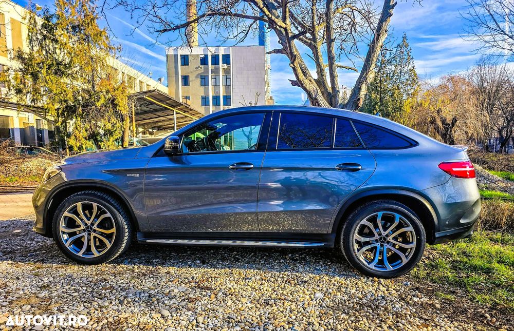 Mercedes-Benz GLE - 10