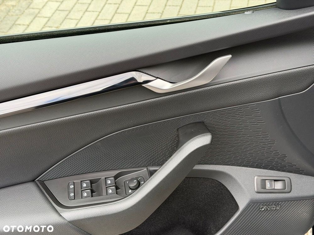 Skoda Octavia 2.0 TSI RS DSG - 11