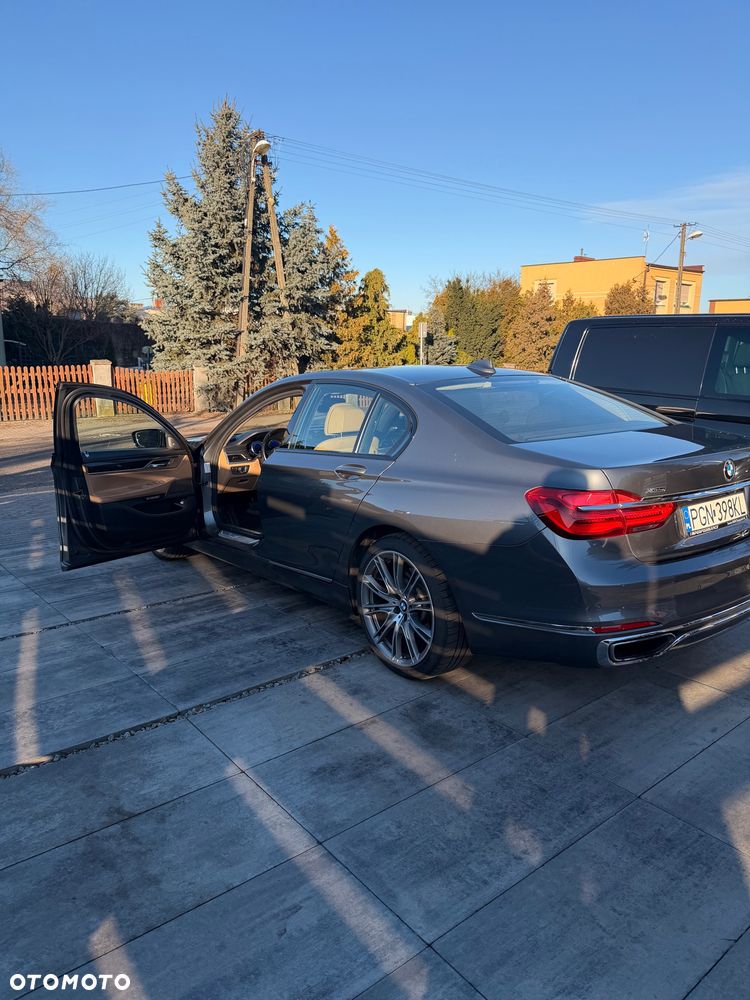 BMW Seria 7 740d xDrive - 3