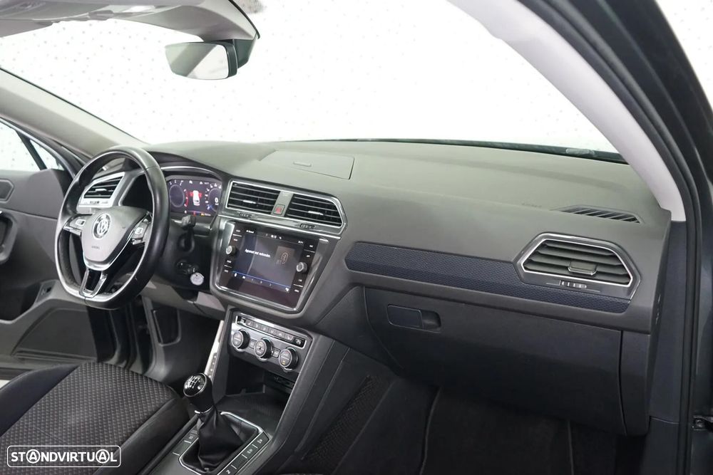VW Tiguan 1.5 TSI Confortline - 15